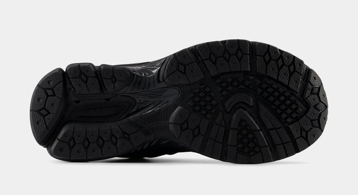2002R Grade School Running Shoes (Black/Black Metallic)