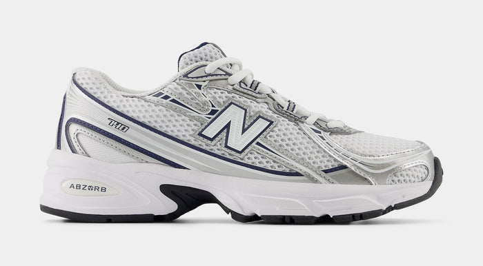 740 Lace Grade School Lifestyle Shoes (White/Navy)