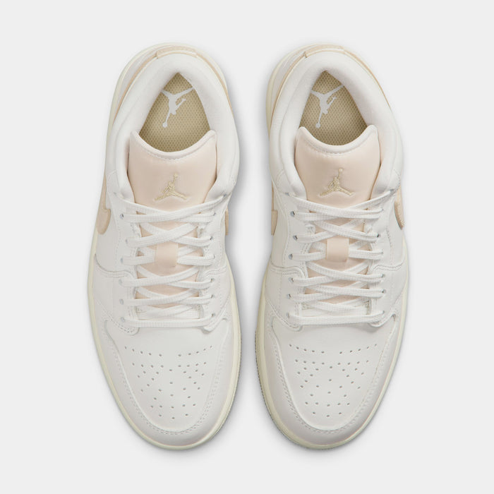 Air Jordan 1 Low SE Womens Lifestyle Shoes (Sail/Pale Ivory/Team Gold)