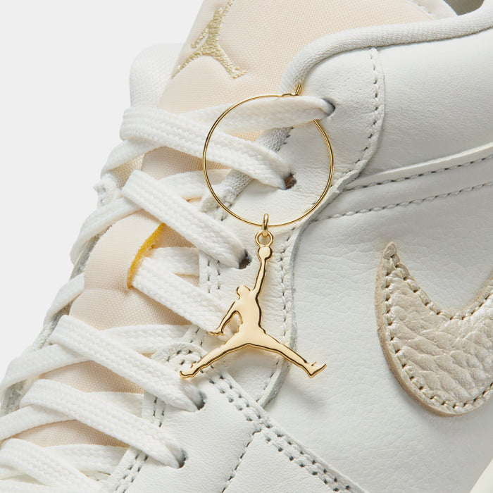 Air Jordan 1 Low SE Womens Lifestyle Shoes (Sail/Pale Ivory/Team Gold)