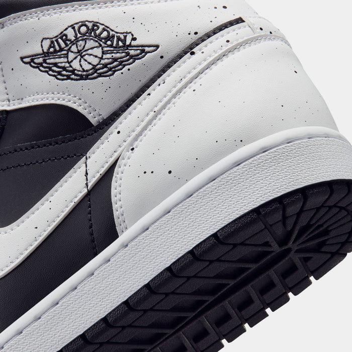 Air Jordan 1 Mid SE Oreo Mens Lifestyle Shoes (Black/Black/White)