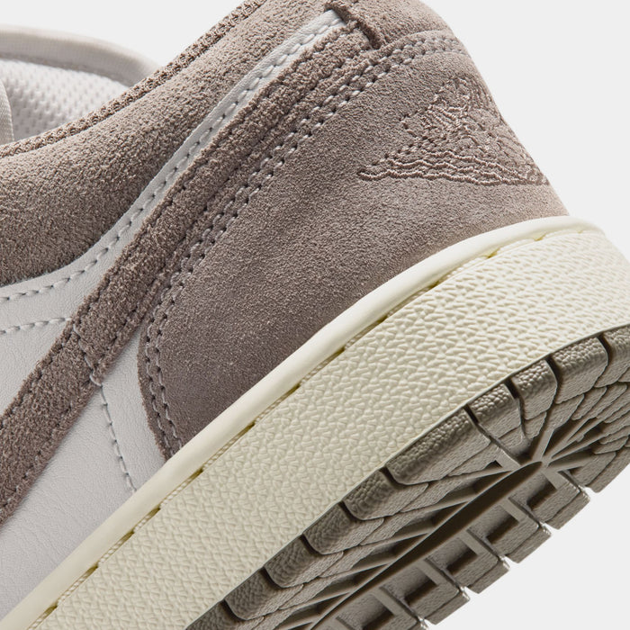 Air Jordan 1 Retro Grade School Lifestyle Shoes (Olive Grey/Enigma Stone/Summit White/Pale Ivory)