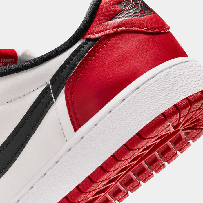 Air Jordan 1 Retro Low OG Chicago Grade School Lifestyle Shoes (Varsity Red/Summit White/Black)