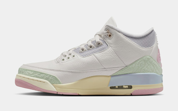 Air Jordan 3 Retro Sail And Jade Aura Mens Lifestyle Shoes (Sail/Jade Aura/Aura/Iced Carmine)
