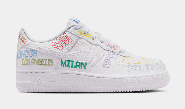 Air Force 1 LV8 3 Grade School Lifestyle Shoes (White)