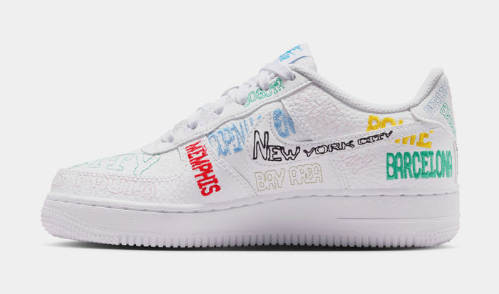 Air Force 1 LV8 3 Grade School Lifestyle Shoes (White)