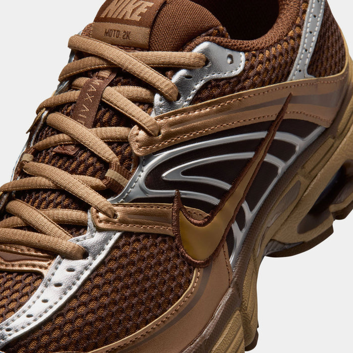 Air Max Moto 2K Womens Running Shoes (Light British Tan/Dark Driftwood/Cacao Wow)