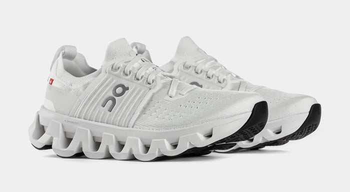 Cloudswift 4 Womens Running Shoes (White/White)