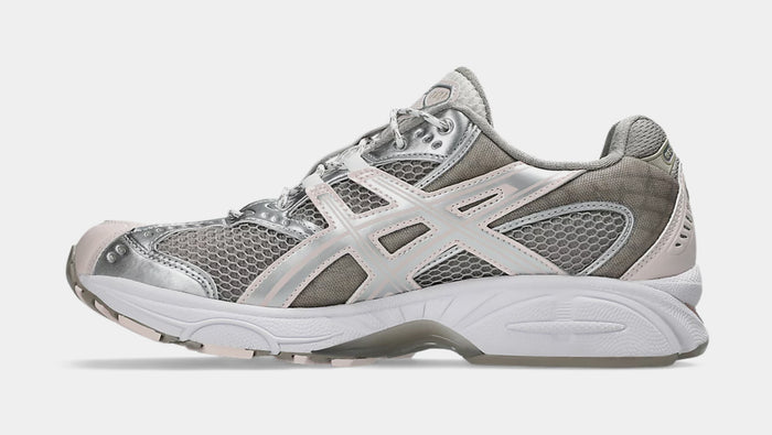Gel Nimbus 10.1 Mens Lifestyle Shoes (Cream/Pink Cloud)