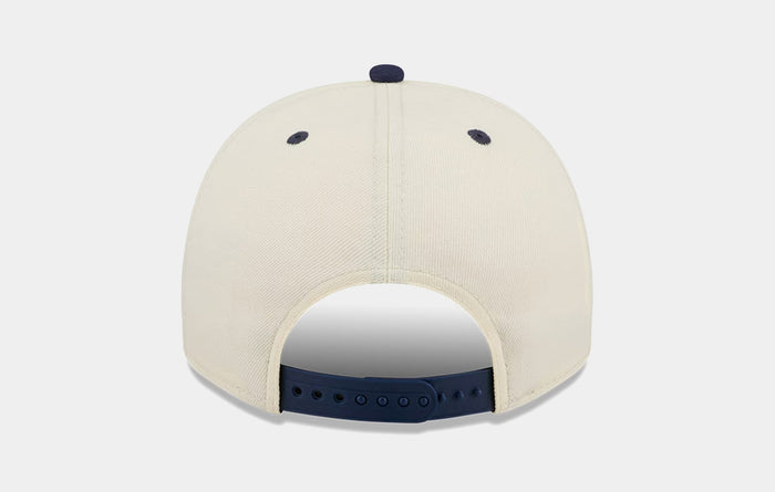 Georgetown Hoyas Arched 950AF Snapback Mens Hat (White/Navy)