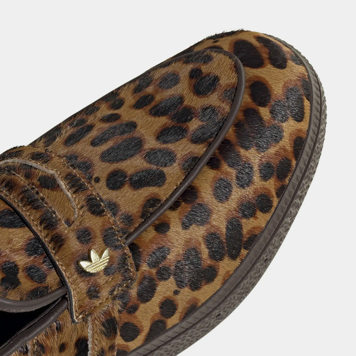 Handball Spezial Loafer Leopard Womens Lifestyle Shoes (Magic Beige/Core Black/Dark Brown)