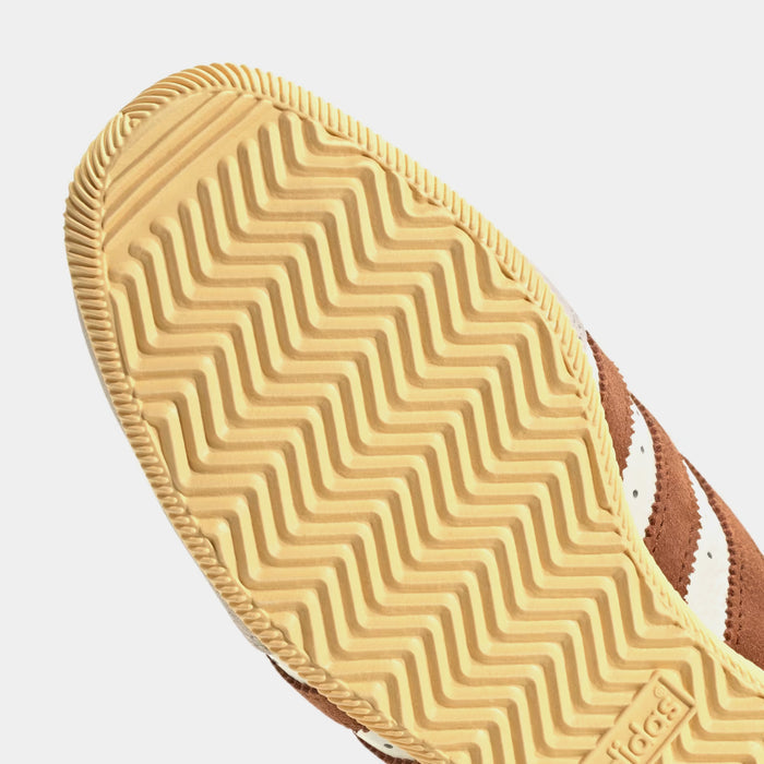 Japan Womens Lifestyle Shoes (Off White/Dusky Brown/Dark Brown)