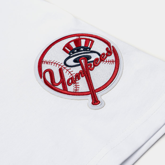 New York Yankees Wingspan Drop Shoulder Mens Short Sleeve Shirt (White/Black)