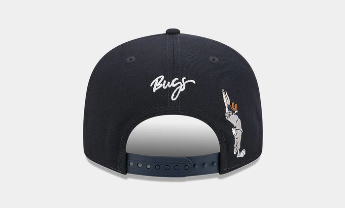 New York Yankees x Looney Tunes Bugs 9Fifty Snapback Mens Hat (Navy)
