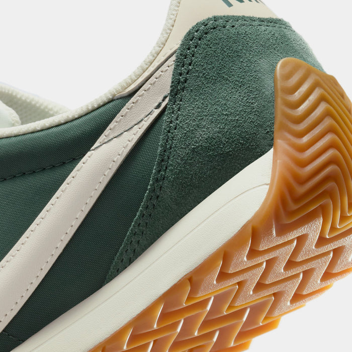 Pacific Womens Lifestyle Shoes (Vintage Green/Pale Ivory/Gum Light Brown)