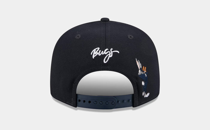 Seattle Mariners x Looney Tunes Bugs 9Fifty Snapback Mens Hat (Navy/White)