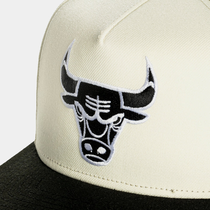 Shoe Palace Exclusive Chicago Bulls 950AF Snapback Mens Hat (Chrome/Black)