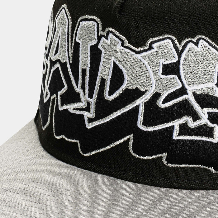 Shoe Palace x New Era NFL 90s Graffiti Exclusive Las Vegas Raiders Snapback Mens Hat (Black/Grey)