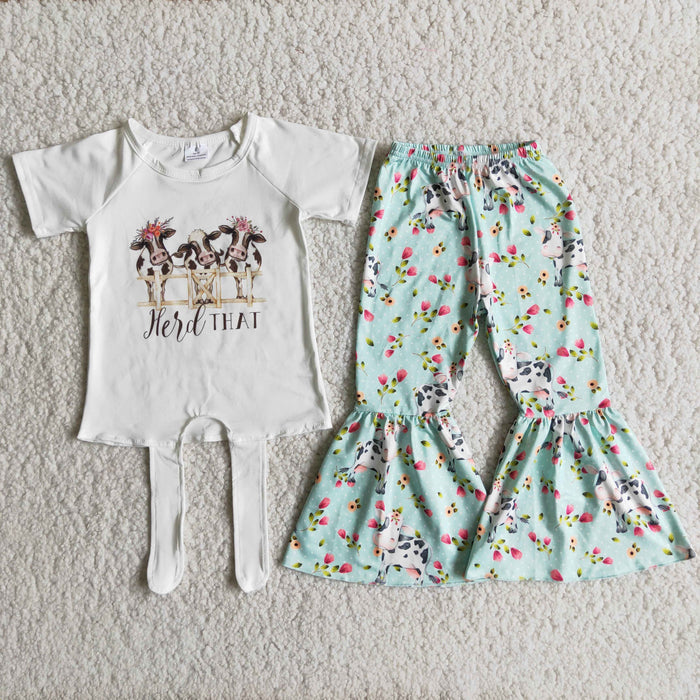 Short sleeve bell bottom pants outfits