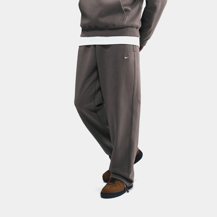 Solo Swoosh Fleece Open-Hem Mens Pants (Cave Stone/Cave Stone/White)