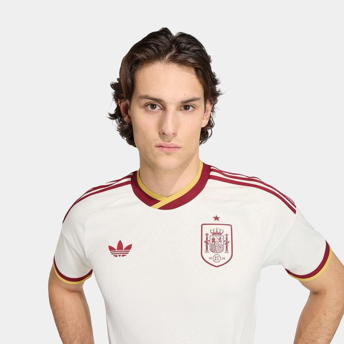 Spain 26 Away Replica Mens Jersey (Off White)