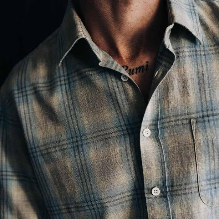 fit model showing the pattern detail on The California Heathered Sky Plaid