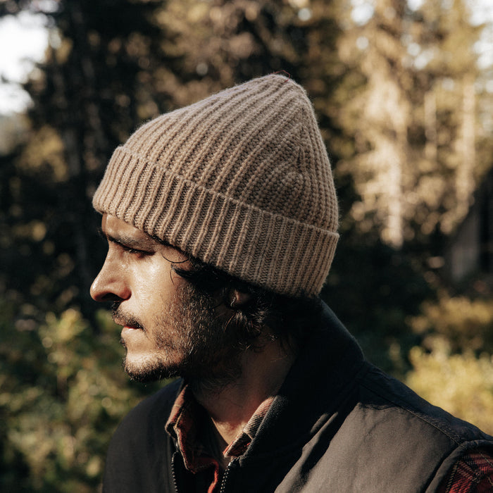 fit model wearing The Fisherman Beanie in Camel