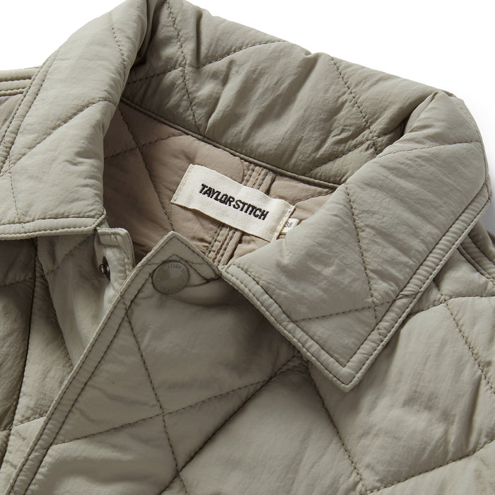 material shot of the collar on The Ojai Jacket in Sagebrush Diamond Quilt