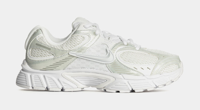 V5 RNR Mens Running Shoes (White/Black/Metallic Silver)