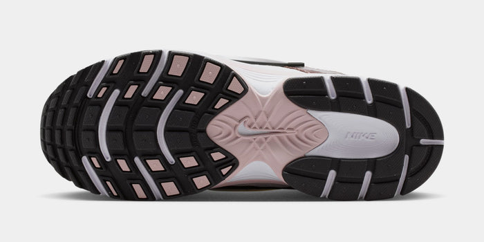 V5 RNR Reflective Accents Womens Running Shoes (White/Metallic Platinum Tattoo/Black)