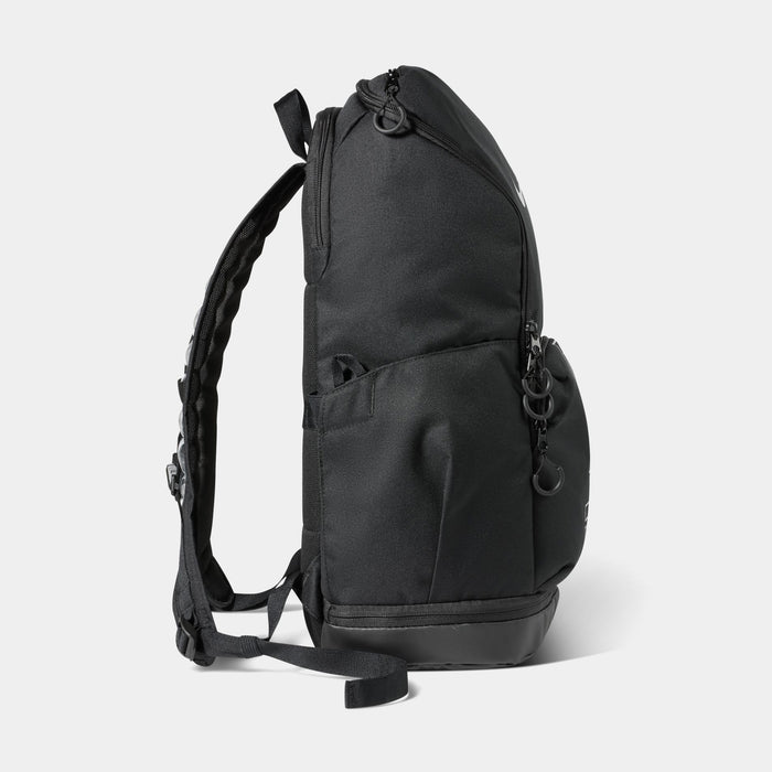 Varsity Elite Mens Baclpack (Black/Black/Metallic Silver)