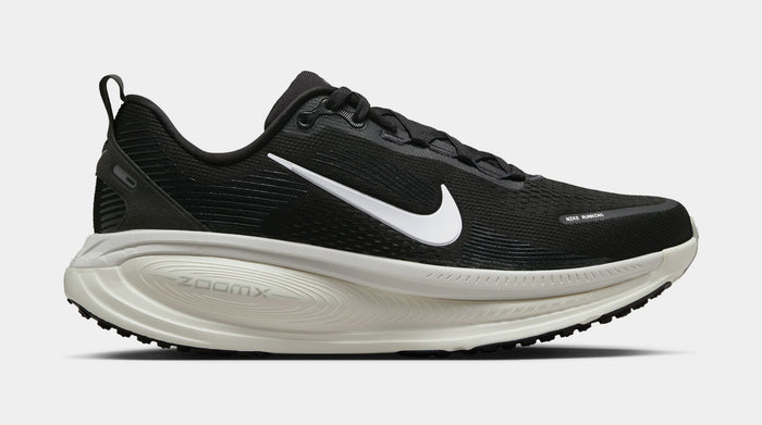 Vomero 18 Mens Running Shoes (Black/Coconut Milk/Light Iron Ore/Summit White)