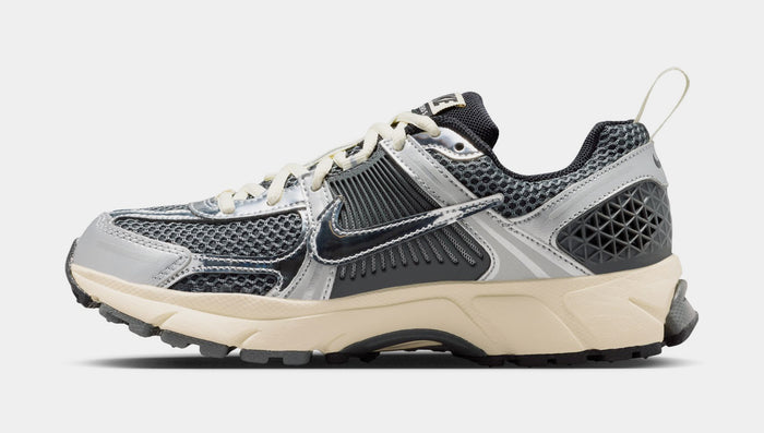 Vomero 5 Grade School Running Shoes (Iron Grey/Chrome/Metallic Silver)