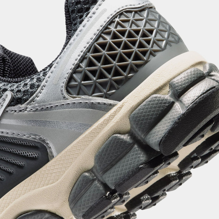 Vomero 5 Grade School Running Shoes (Iron Grey/Chrome/Metallic Silver)