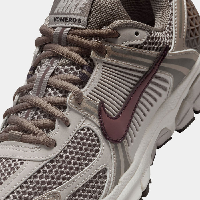 Vomero 5 Grade School Running Shoes (Taupe Haze/Tatto Silt/Red/Pale Ivory)