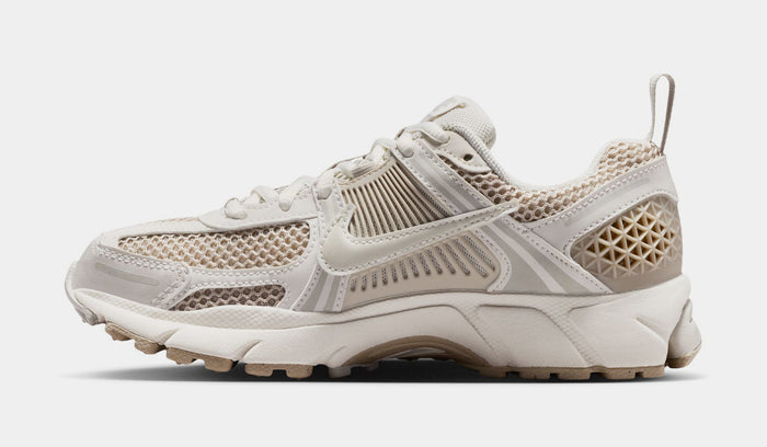 Vomero 5 Reflective Accents Grade School Running Shoes (Phantom/Cream II/Sail/Light Bone)
