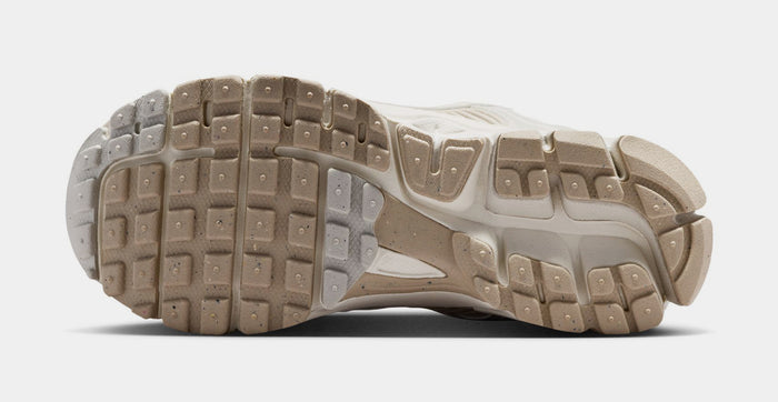 Vomero 5 Reflective Accents Grade School Running Shoes (Phantom/Cream II/Sail/Light Bone)