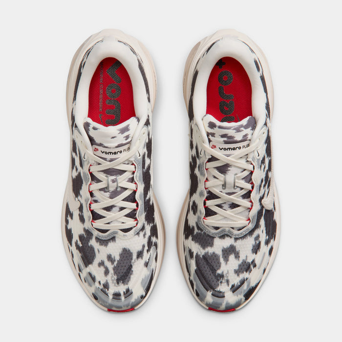 Vomero Plus Cow Print Mens Running Shoes (Sail/University Red/Light Orewood Brown)