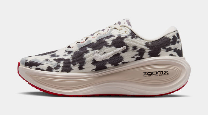Vomero Plus Cow Print Mens Running Shoes (Sail/University Red/Light Orewood Brown)