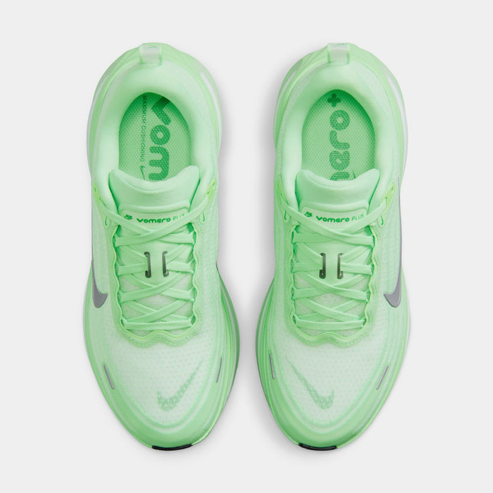 Vomero Plus Womens Running Shoes (White/Illusion Green/Cucumber Calm/Metallic Silver)