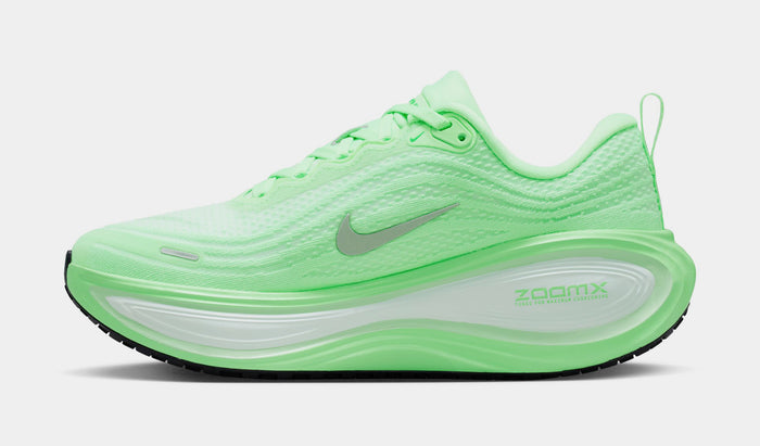 Vomero Plus Womens Running Shoes (White/Illusion Green/Cucumber Calm/Metallic Silver)