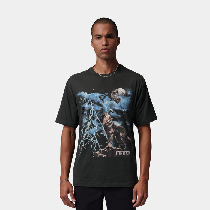 Wolf Howl Graphic Mens Short Sleeve Shirt (Off Noir)