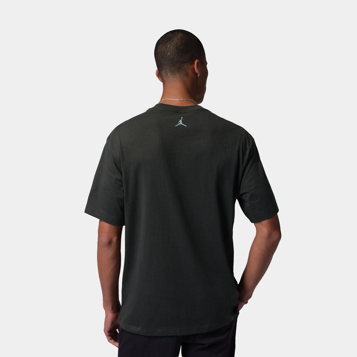 Wolf Howl Graphic Mens Short Sleeve Shirt (Off Noir)