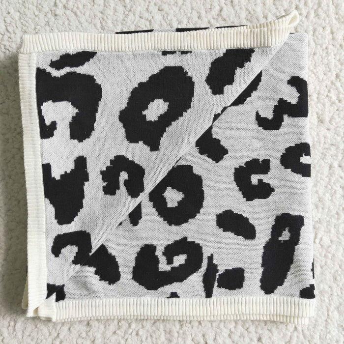 Woolen leopard print blanket    BL0023