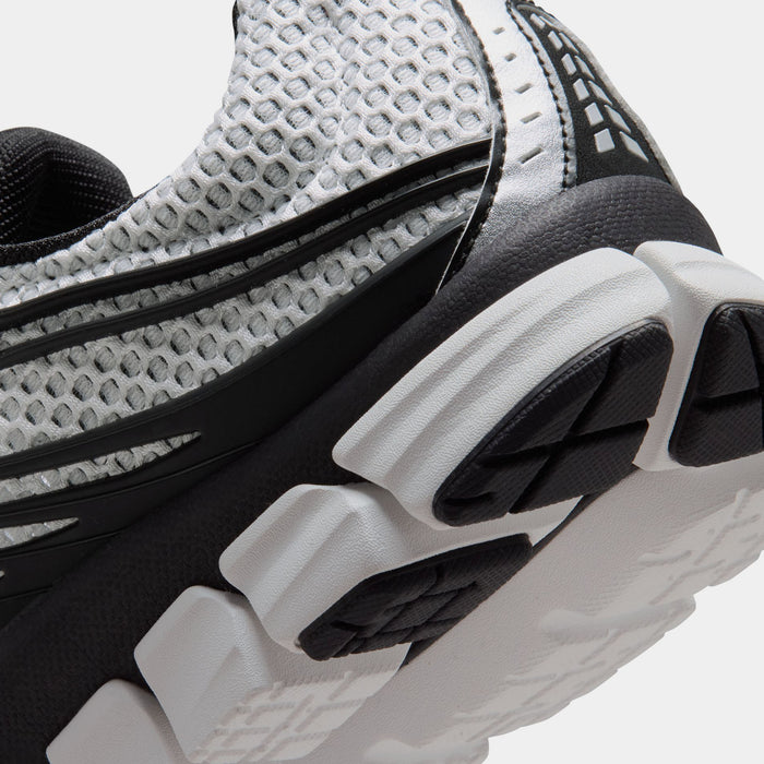 Zoom Skylon 11 Mens Running Shoes (Summit White/Metallic Silver/Black)