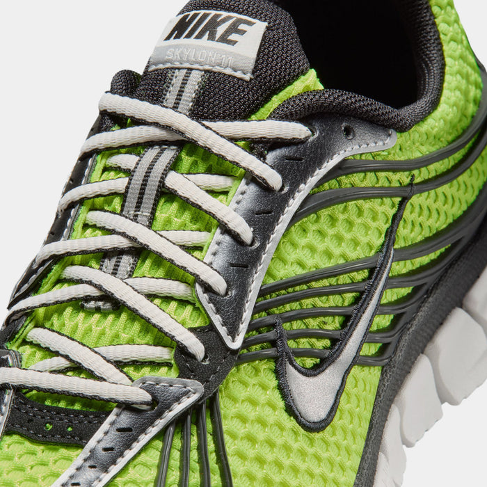 Zoom Skylon 11 Womens Running Shoes (Volt/Metallic Silver/Black/Summit White)