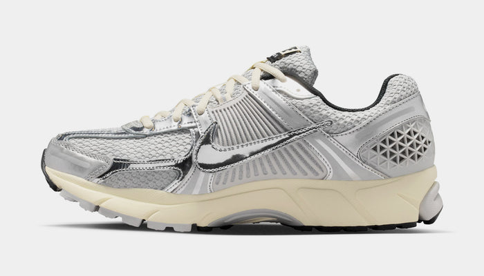 Zoom Vomero 5 Mens Running Shoes (Grey Fog/Metallic Silver/Coconut Milk/Chrome)