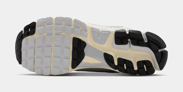 Zoom Vomero 5 Mens Running Shoes (Grey Fog/Metallic Silver/Coconut Milk/Chrome)