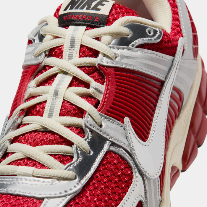 Zoom Vomero 5 Mens Running Shoes (Gym Red/Chrome/Metallic Silver)