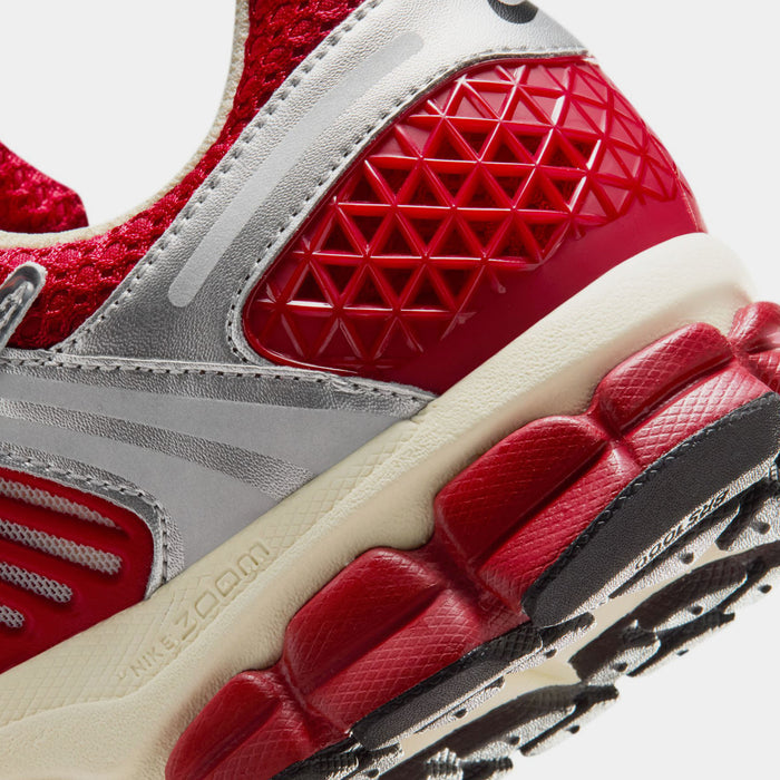 Zoom Vomero 5 Mens Running Shoes (Gym Red/Chrome/Metallic Silver)